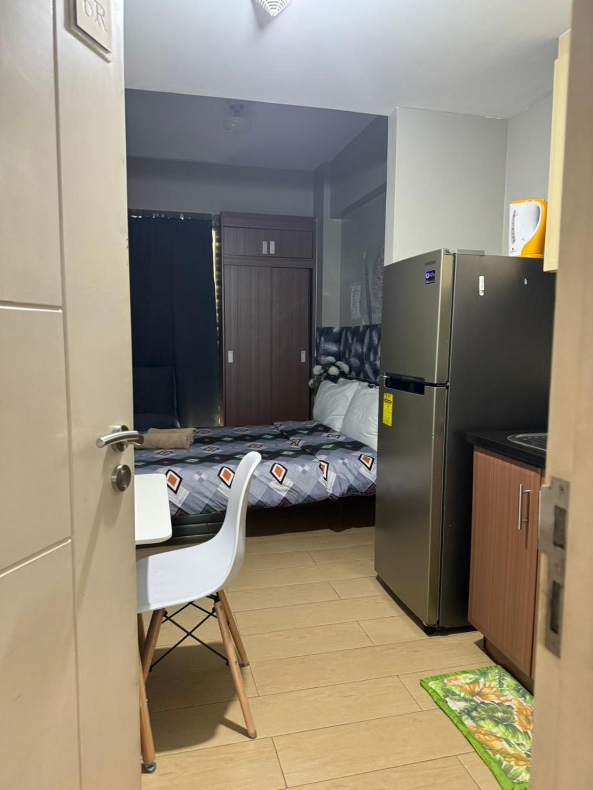Henry'S Newport Condotel Pasay Eksteriør bilde