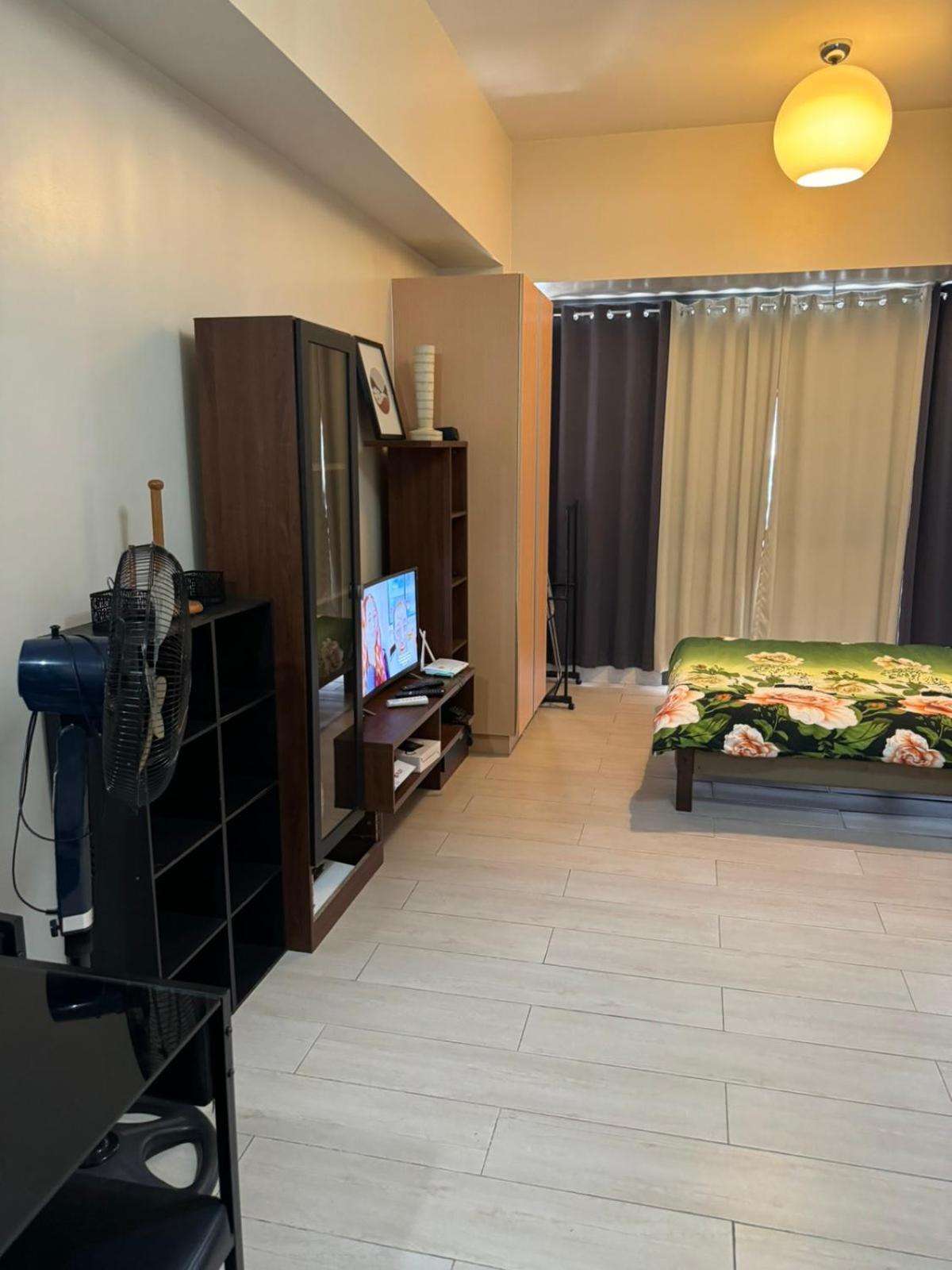 Henry'S Newport Condotel Pasay Eksteriør bilde