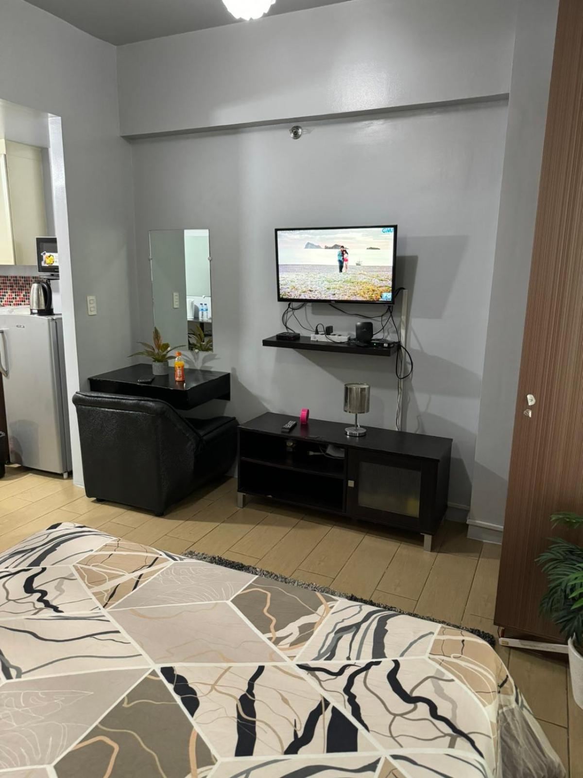 Henry'S Newport Condotel Pasay Eksteriør bilde
