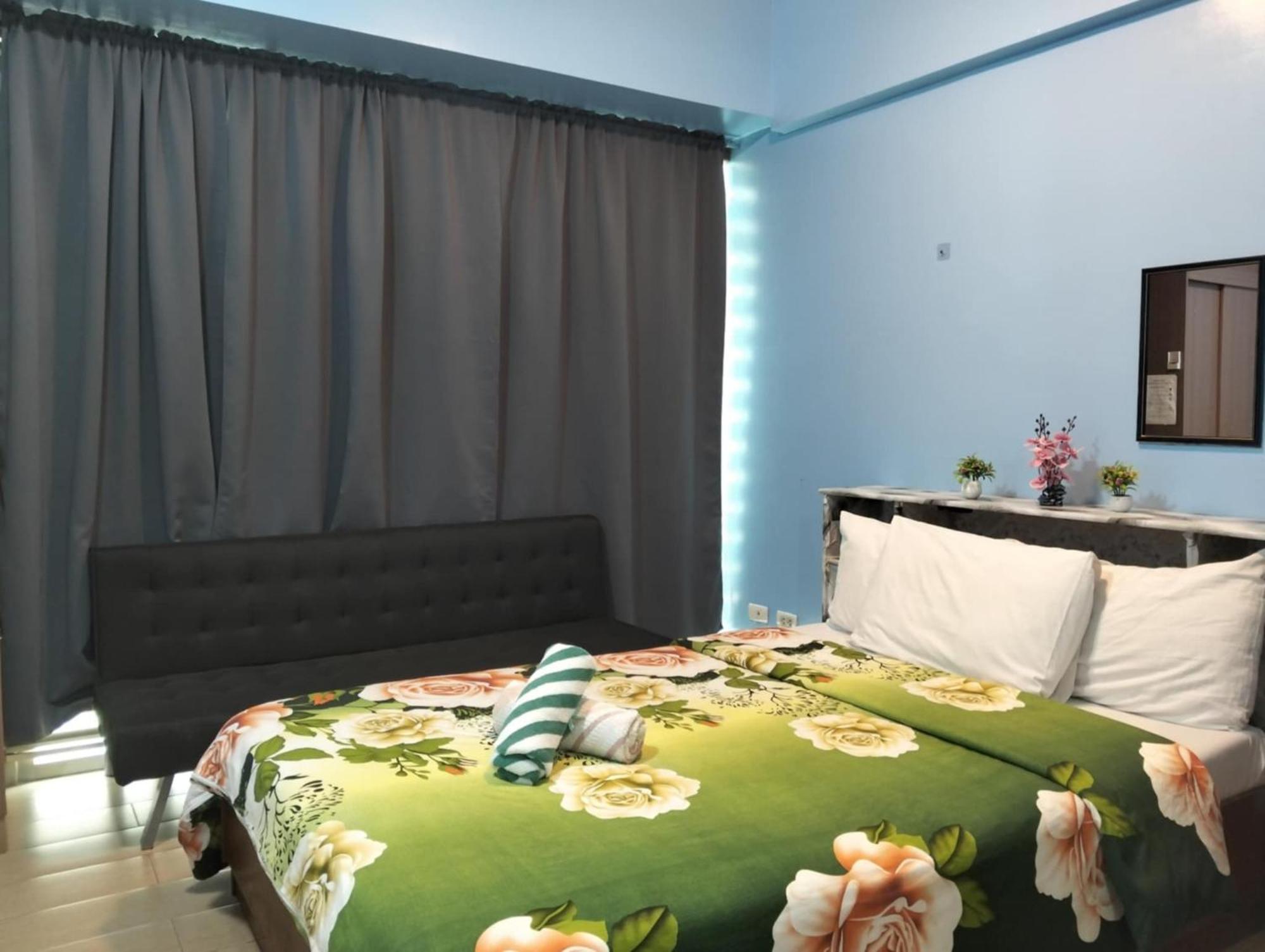 Henry'S Newport Condotel Pasay Eksteriør bilde